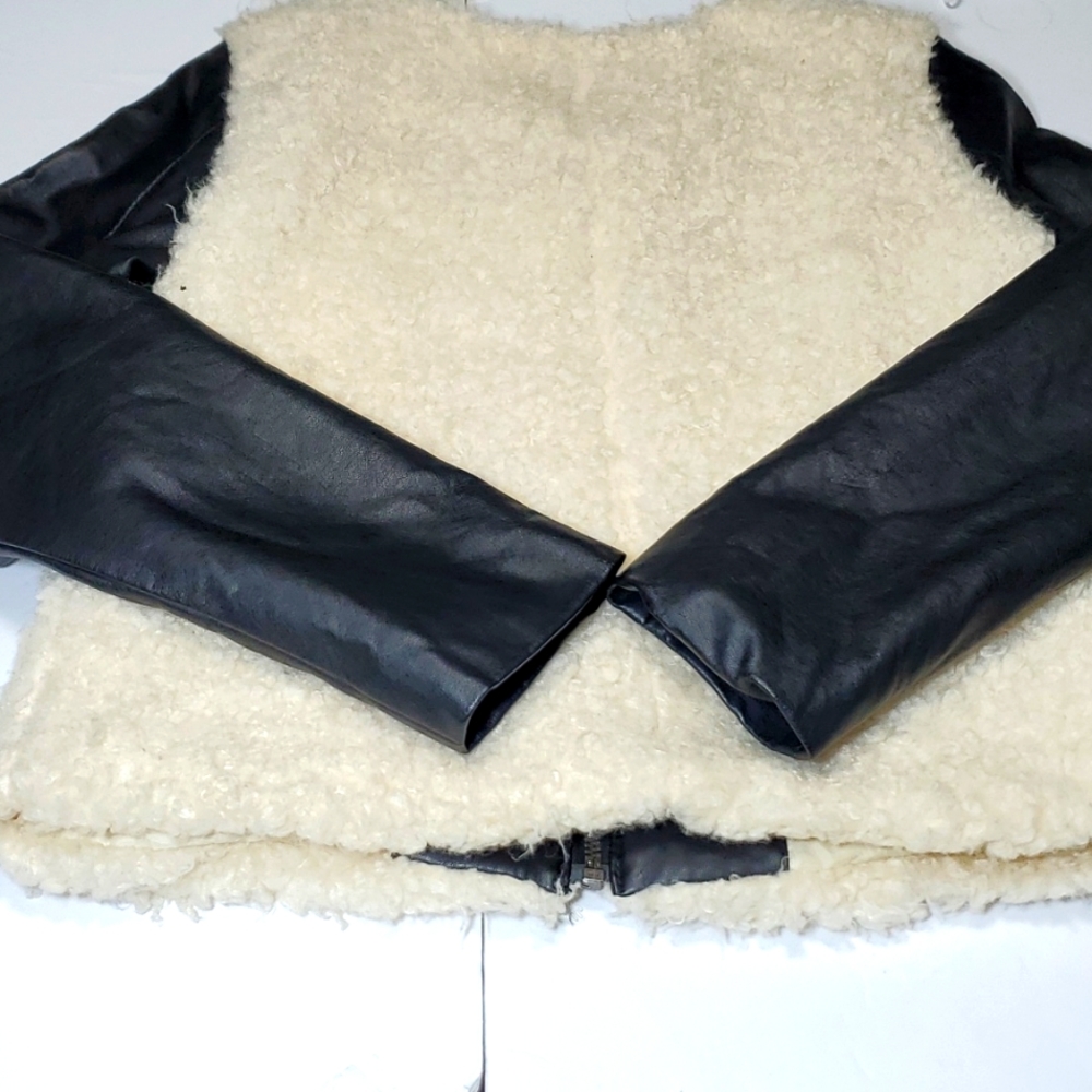 American Eagle  Outfitters size M/M Excellent conditions - Picture 5 of 17